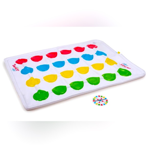 New • Unopened • Twister Splash • Ages 6 + - Picture 10 of 13